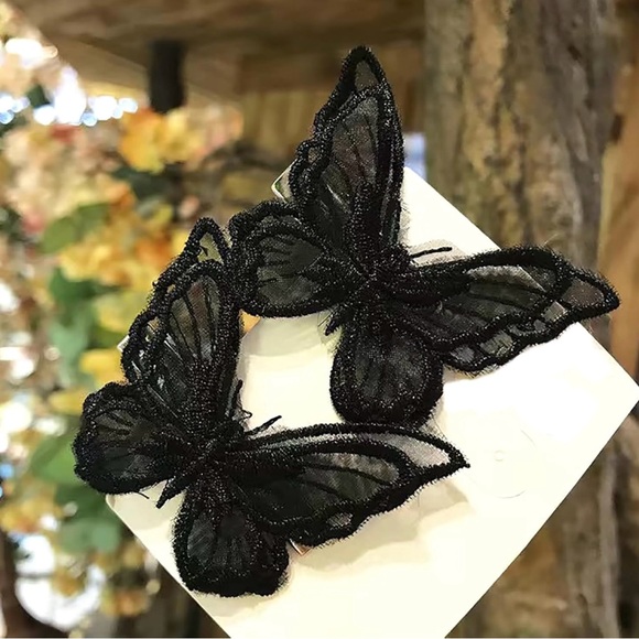 “Lace Butterfly” Black Delicate Feminine Fabric Girly Goth Victorian Hair Clips main image 11